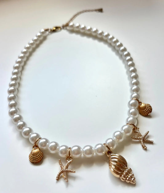 Mermaids treasure charm necklace Shell And Shore